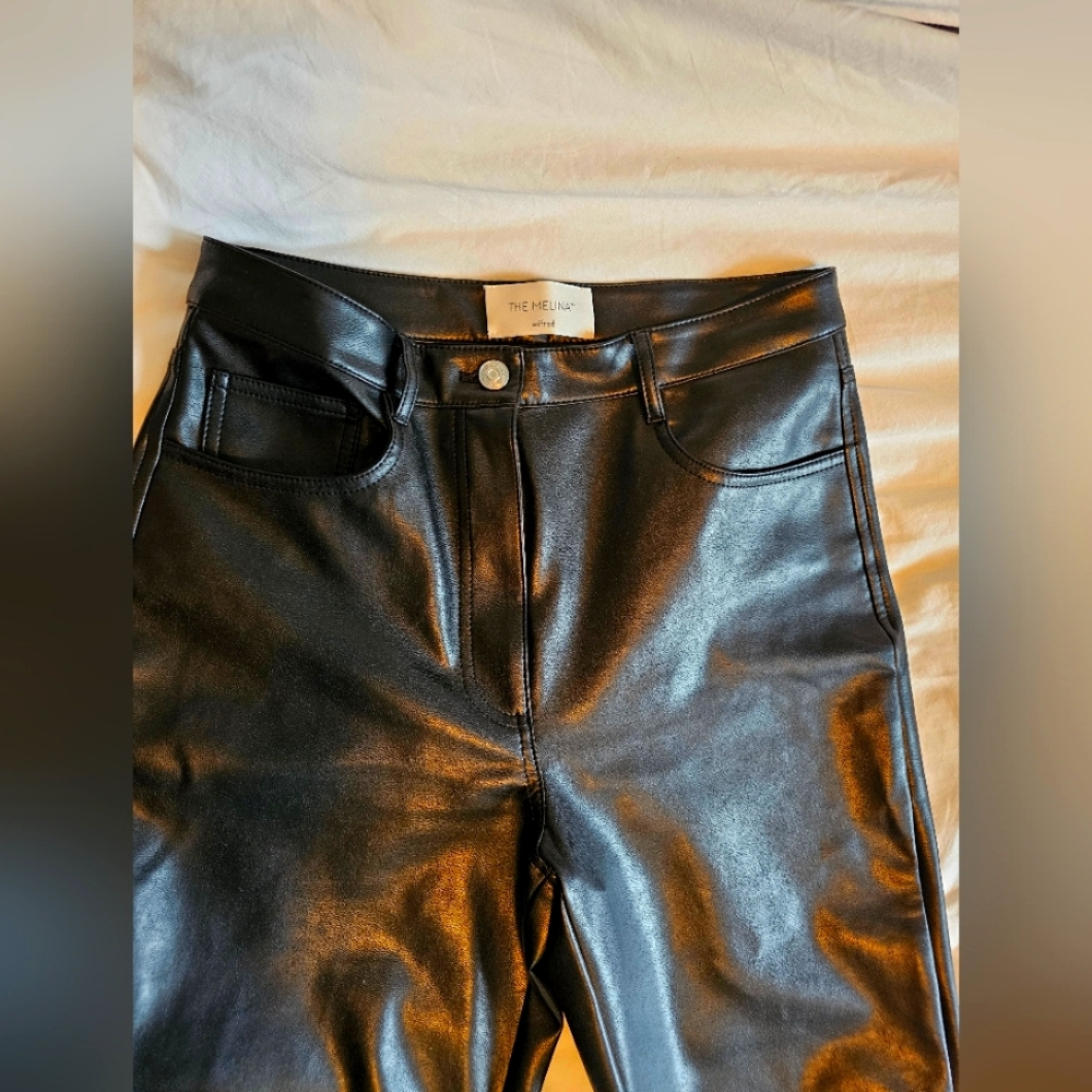 Wilfred Melina pants. Vegan leather. High waist. They are full length.